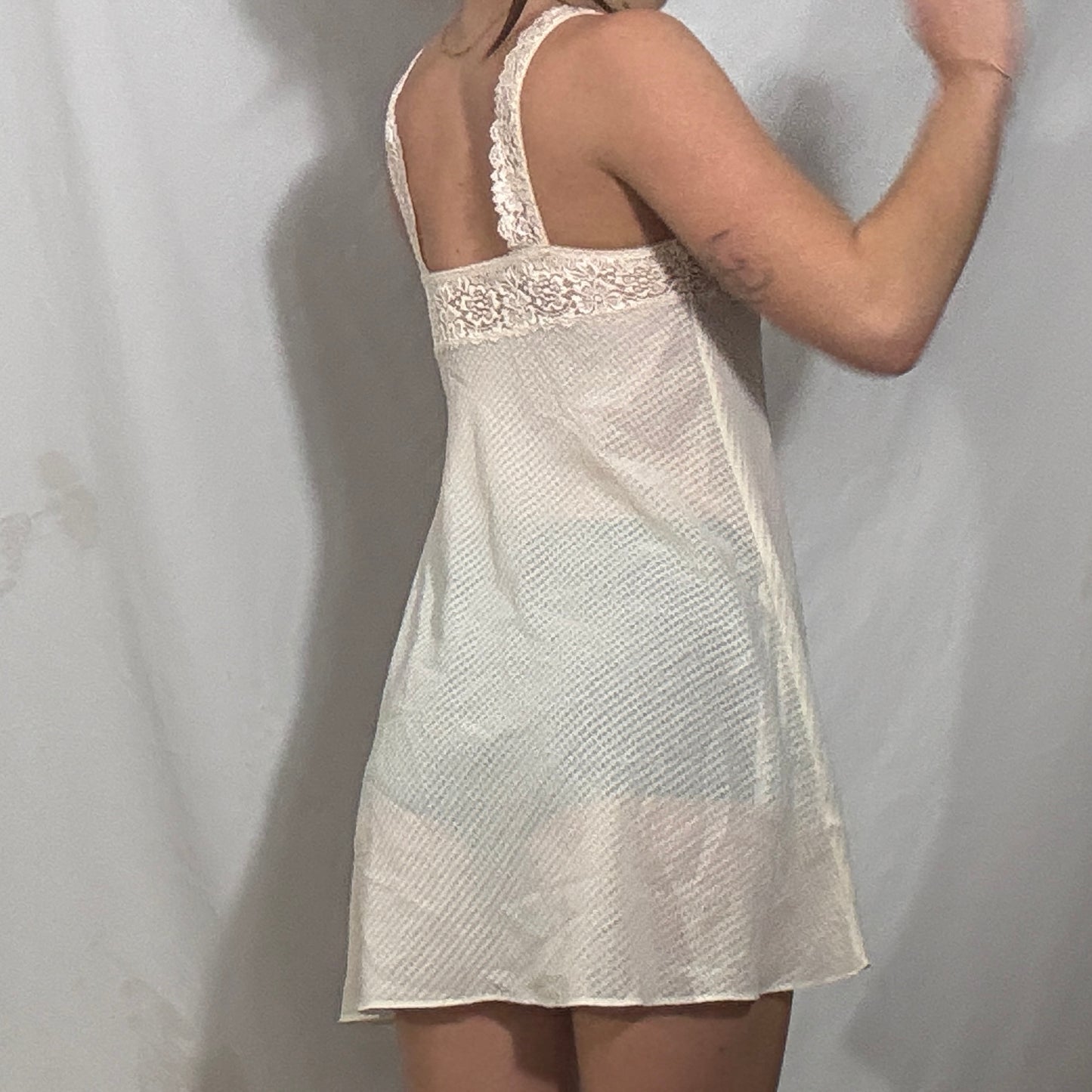 Vintage Y2K White lace babydoll dress with tie front detail - Small