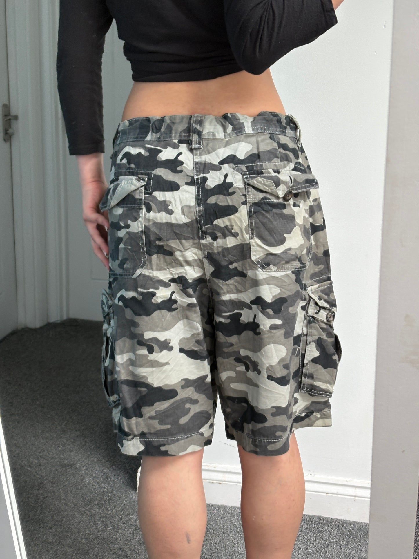 Camo Cargo Shorts - W38