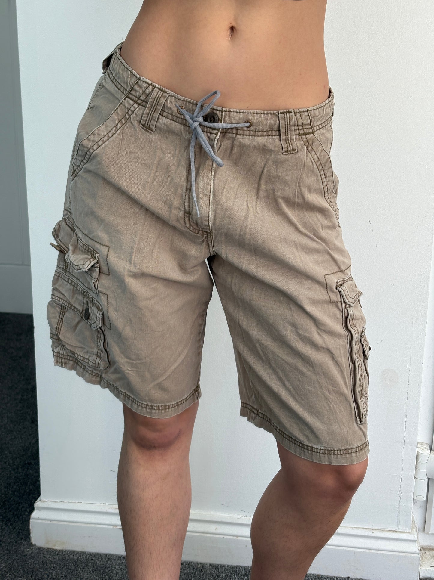 Lee Cargo Shorts - W30